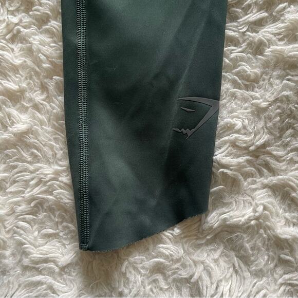 GymShark Venture Leggings Dark Green Size Medium EUC - Picture 10 of 11
